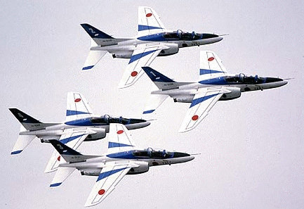 BLUE IMPULSE T-4's